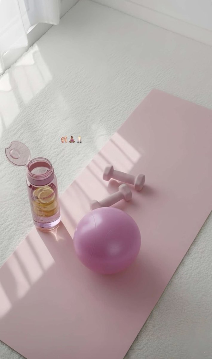 RaEli08's tweet photo. #postguardia #pilates🫰🏻🩷 https://t.co/pqMdKaN7Di