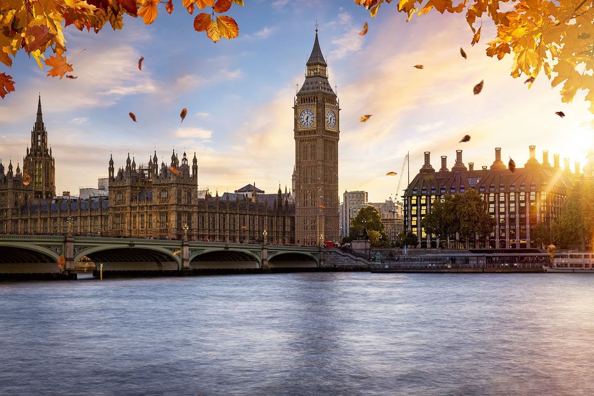 💼 Is your portfolio ready for the Autumn Budget?

With tax hikes likely, now's the time to act.

Explore our planner’s tips to protect your wealth: vestawealth.co.uk/the-autumn-bud…

#AutumnBudget #Investing #TaxPlanning #UKFinance