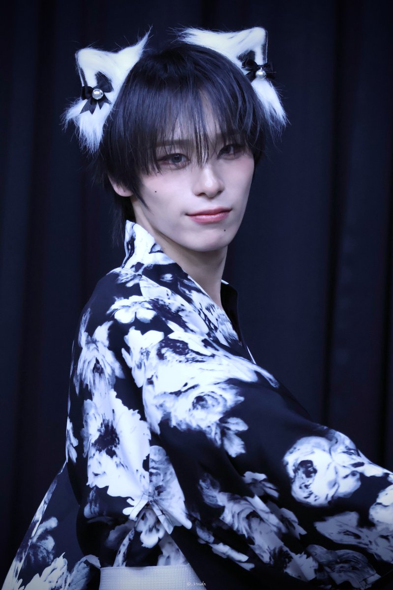 _ktnudn's tweet image. 📍20251120  Starlike Music

#XLOV #엑스러브 #HARU #하루 #ハル #暖琉