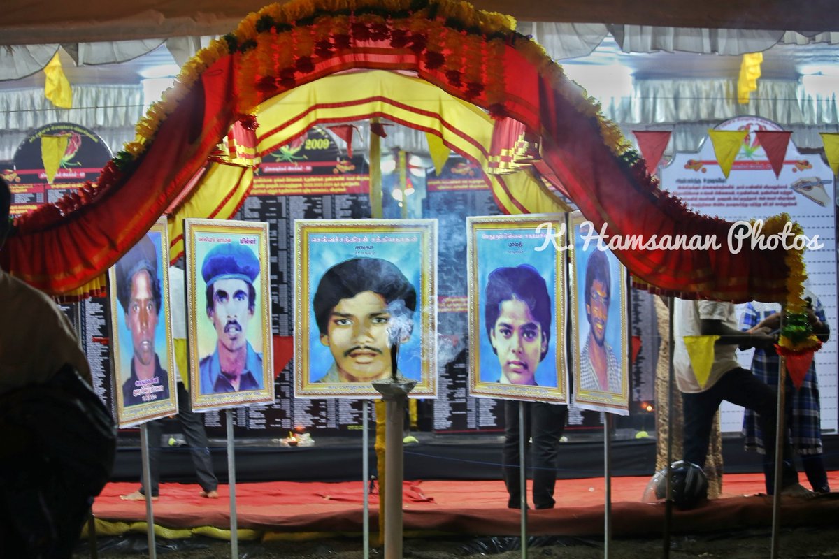 மாவீரர் கல்வெட்டு நினைவாலயம்  இன்று வெள்ளிக்கிழமை மாலை 6 மணிக்கு நல்லூர் தியாக தீபம் நினைவுத்தூபிக்கு முன்பாக திறந்து வைக்கப்பட்டது.
#maaveerarnaal #Tamil #jaffna