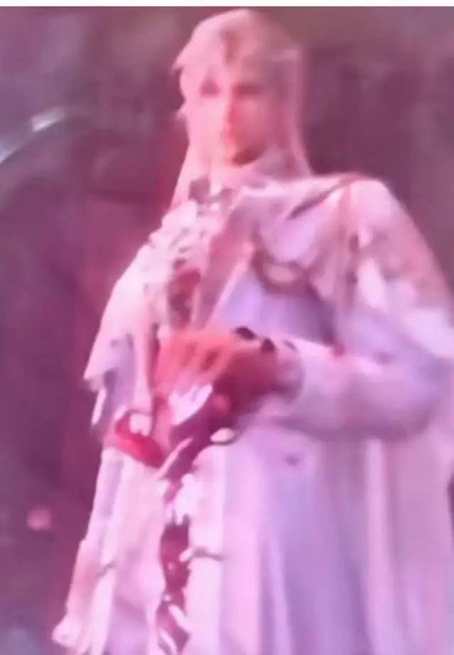 G6SVR_IaAAAy815?format=jpg&name=medium