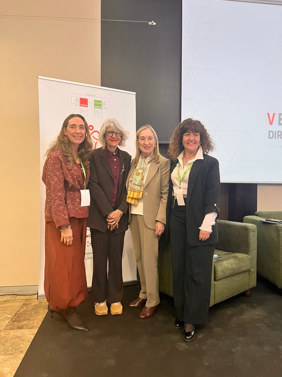 En el Encuentro de #DireccionesMedicas de la Fundación #SEDISA he tenido la oportunidad de compartir con directivos de sanidad el Liderazgo  desde el propósito: “Cultura,
Pertenencia y bienestar como factores estratégicos en las
Organizaciones Sanitarias”.  APRENDIENDO CADA DÍA!