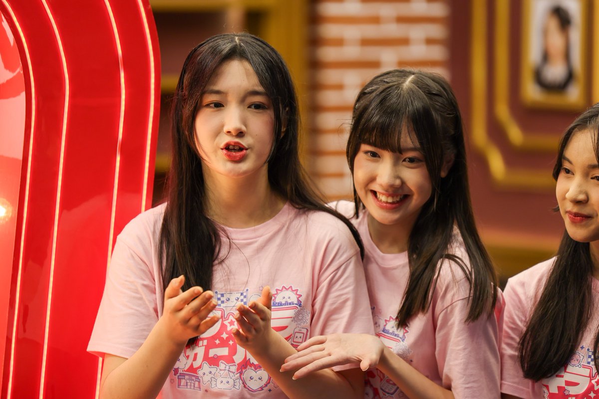 Delynn Jemima
<a href="/Delynn_JKT48/">Adeline Wijaya</a> <a href="/JE_JemimaJKT48/">Jemima Evodie</a>