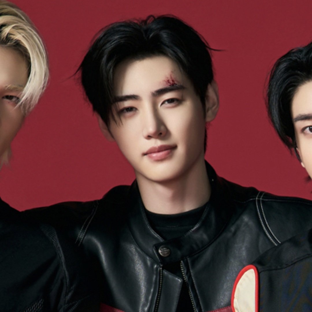 Byeol_ICE's tweet image. 2025 ENniversary Photo#1 상처분장

#성훈 #SUNGHOON (1/2) ⚡️❤️