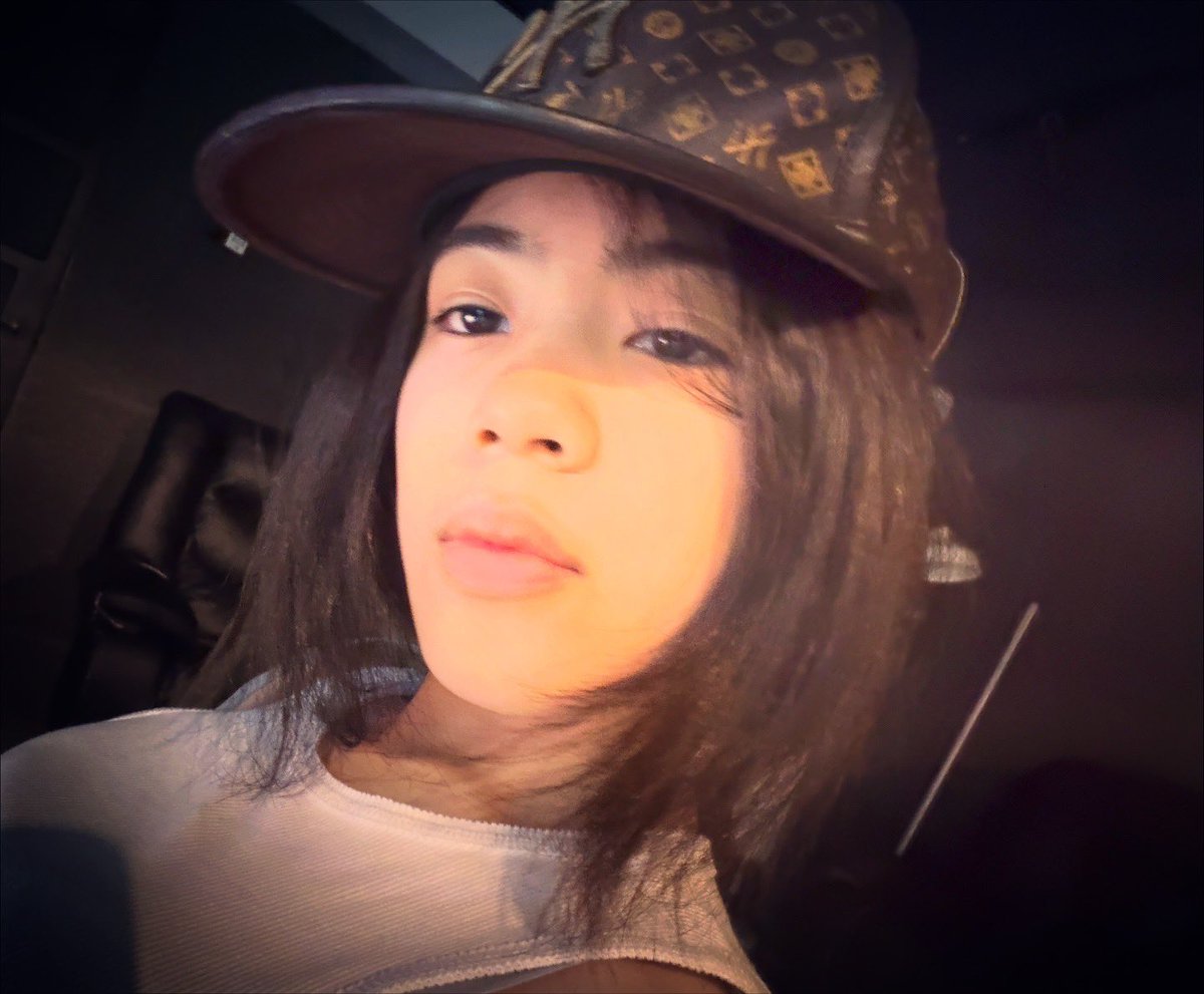 Niana tweet media