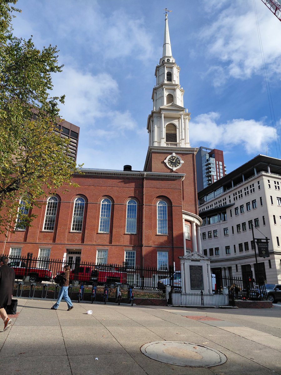 Lyn Kidson tweet media