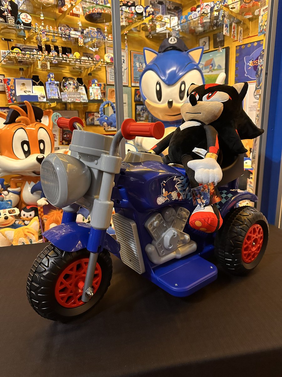 1992_sonic's tweet photo. I can’t let you take the man’s wheels son, Now get off before I put you down! 🤣 Have fun on this Sonic Ride on from @burlingtondeals #T2 #terminator2judgmentday #SonicTheHedgehog
#guinnessworldrecords
#Sega
#Sonic
#Segaofamerica
#SegaUK
#VideoGamecollection
#videogamecollector https://t.co/76zxfbCuTc