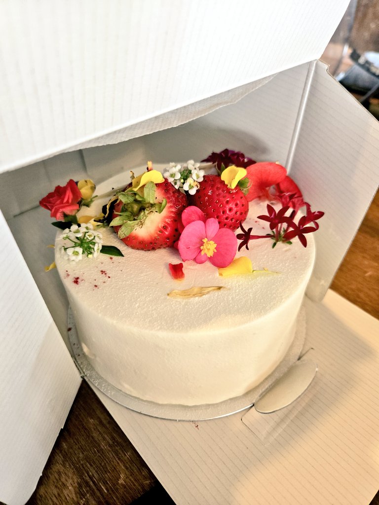 食用菊以外にも食べられる花があるとは #エディブルフラワー