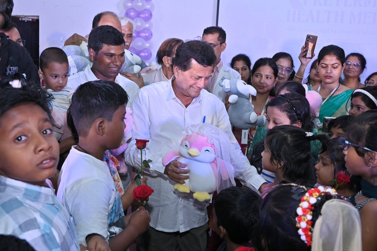 achyuta_samanta's tweet image. Happy to be with the parents and little children at the Preterm Health Mela organised by the Neonatology Department of KIMS today. Our neonatal unit has been taking care of thousands of newborns over the last ten years, and seeing these children grow healthy gives me great joy.