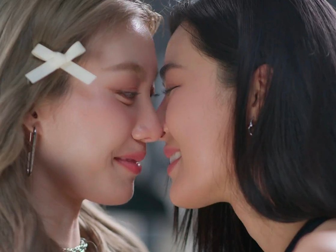 PeeFuu06's tweet photo. คลั่งรักทั้งคู่เลยนะ🫣

HBD FAN SCREENING EP5
#รักสุดท้ายEP5 https://t.co/gxdYbcFD8L