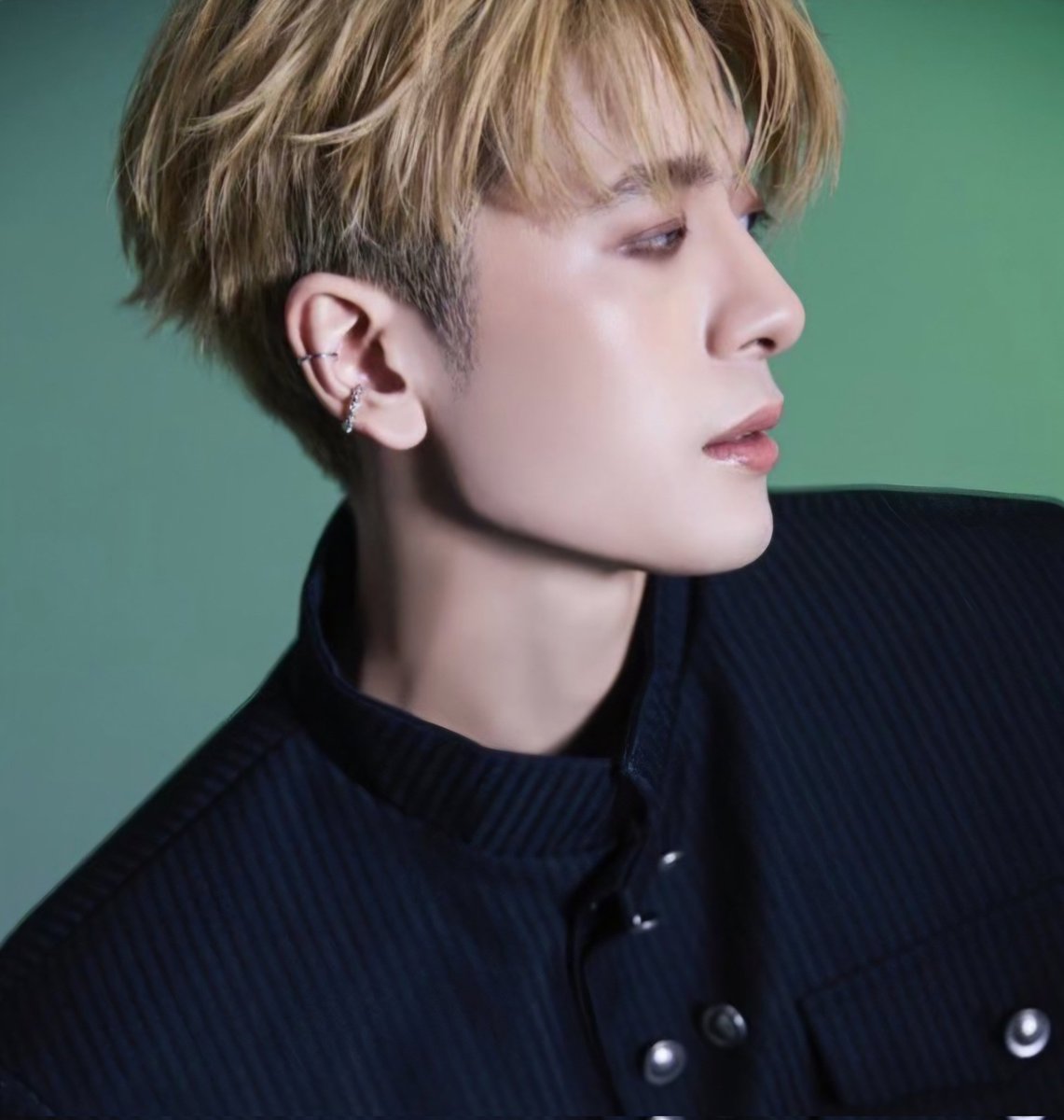 LoeyNFullsun's tweet image. เช่หล่อมาก หล่อชห. หล่อปะล้ำปะเหลือ หล่อคัก หล่อคาด 존잘​ Gorgeous イケメン
Sei bellissimo
très beau
muy guapo​
很帅
Gut aussehend
Красивый
Yakışıklı
Όμορφος
Knap​
Stilig 
Đẹp
Pulcherrimus es
Rūpavān
อยากยกคำว่าหล่อทุกภาษาบนโลกนี้ให้ฮี ของเล่นมีมากมาย แต่ฮีเลือกเล่นกับใจ 🖤