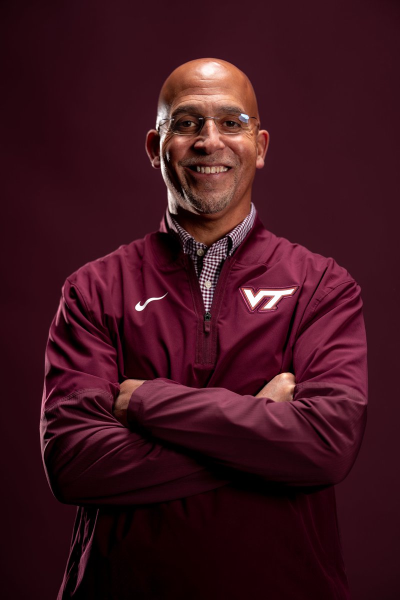 Head Coach Franklin in maroon just feels right 🙂‍↕️