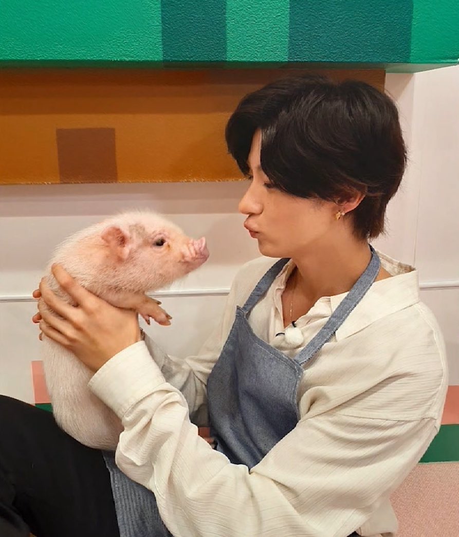 uniiunichan's tweet image. #잠깐만