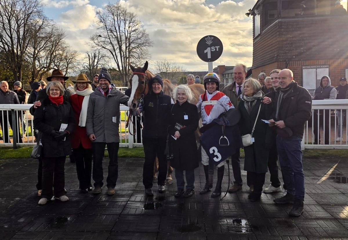 iddypryce's tweet image. Decent week for @saalracing and @jamiesnowden with Git Maker now one of the favourites for the Welsh Grand National after his reappearance in🥉Kosac d’Oudairies🥇 in a novice hurdle and will only improve over further and on softer ground. Enya🥈at Warwick showing plenty of speed.