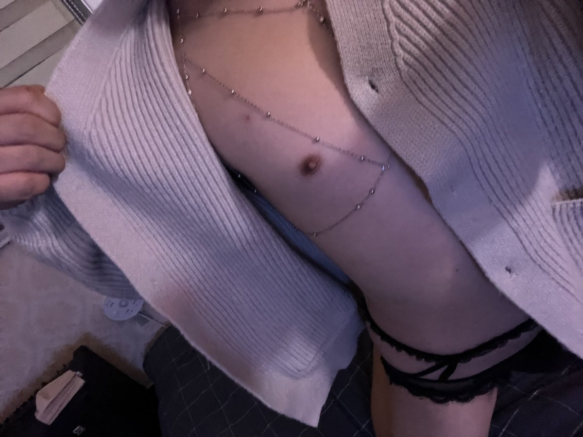 wsdlo3's tweet photo. 如果你没有离开
#四爱 #pegging #m #��制 #捆绑 https://t.co/14W7L6JuJt