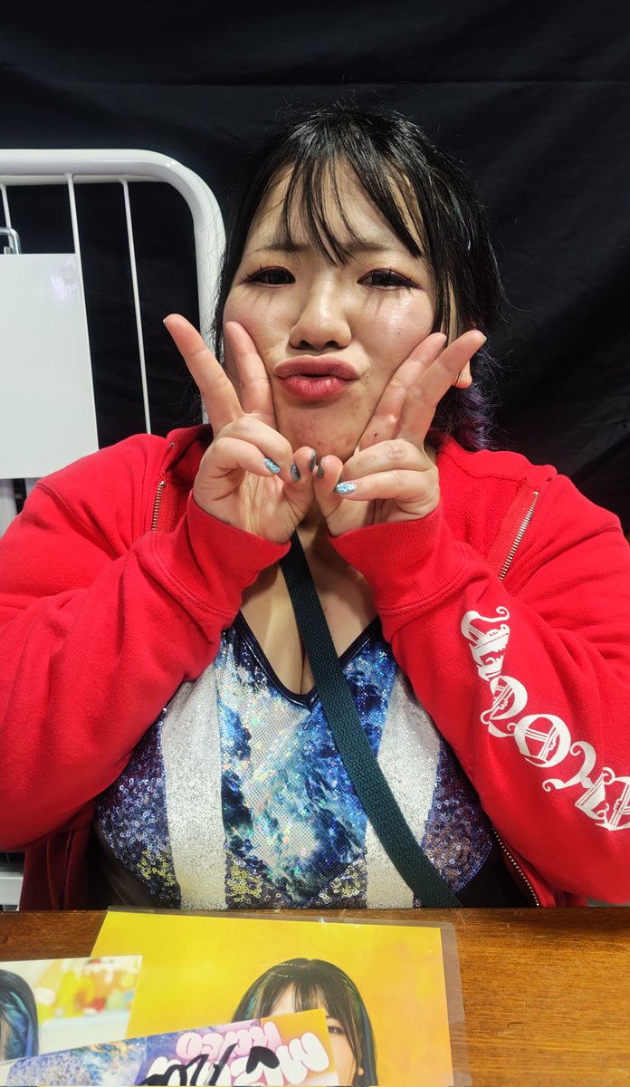 mangetu1020yt's tweet image. 11月21日フューチャーサイト・アミスタ大会にて撮影

南1列6番

ツーショット＆売店編
香藤満月選手

左膝が曲がらなくて座れなくてゴメンです🙏

46日ぶりに推しに会えました😊

#香藤満月
#ディアナ
#フューチャーサイト