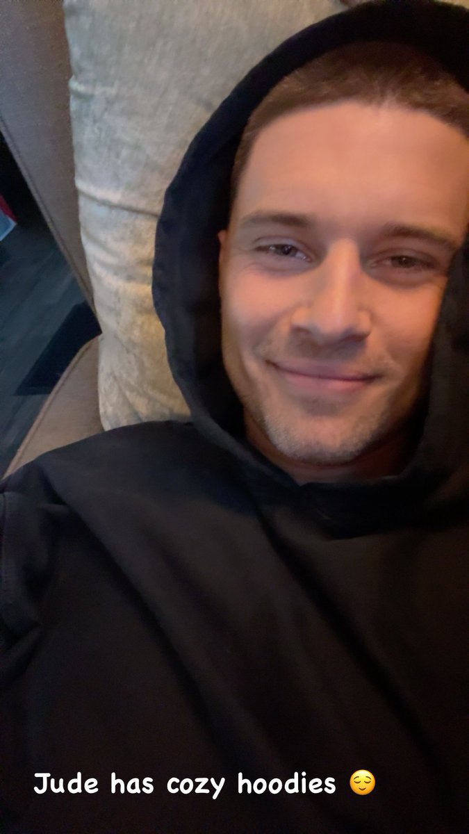 <a href="/strandreddick/">Taryn Alyssa(TK)Jude Reddick😍</a> A bad boy with inner demons who'll be wearing a lot of hoodies too, sounds so hot🥵 It's going to be so hot if he has that bad boy swagger  🫠