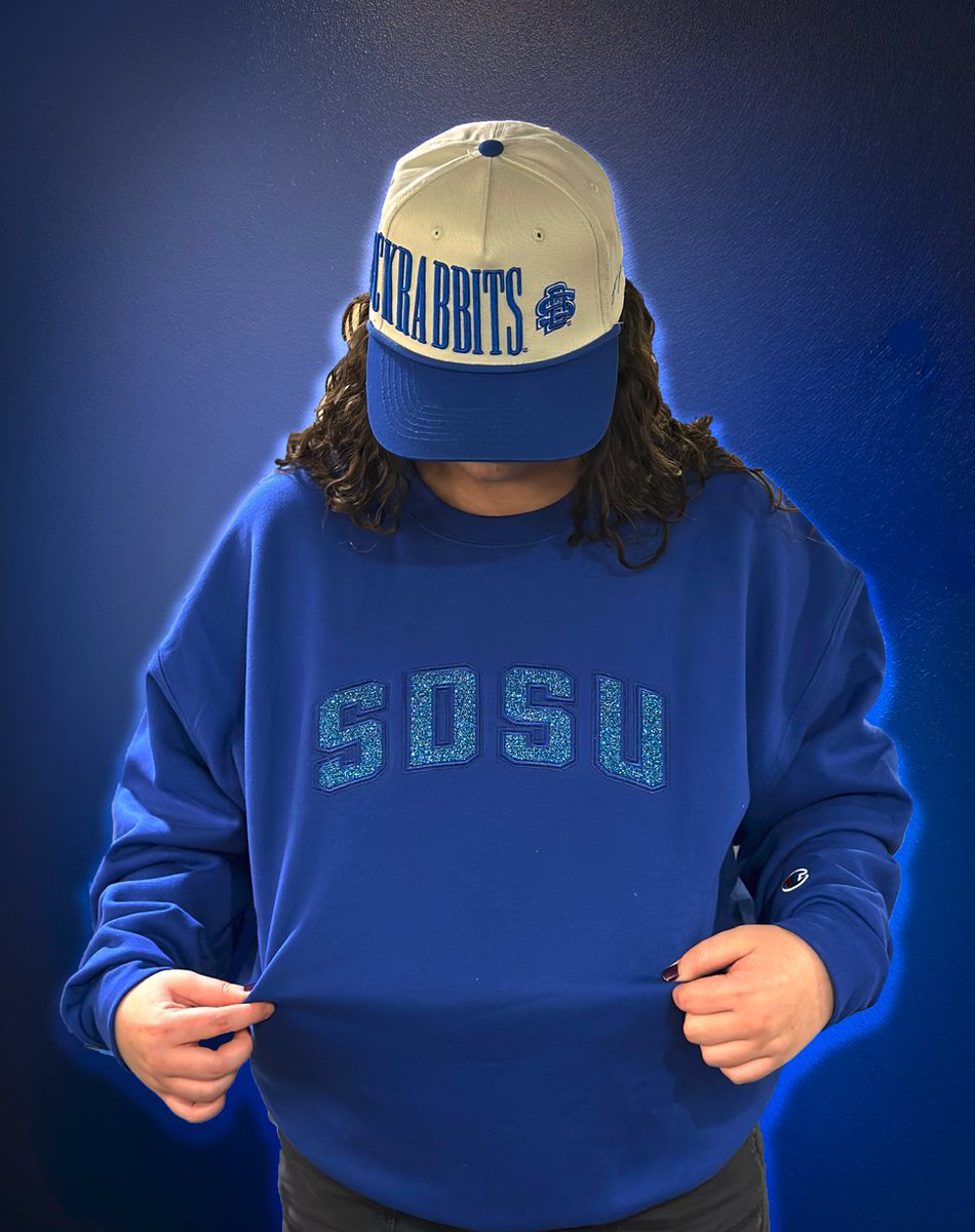 jacks_central's tweet image. New arrival on the racks📣
Catch the sparkle✨
Rep the pride 💙🐰💛

🔗Shop Online: pulse.ly/dmw5yp5xnx

#SDState #JacksCentral #ShopJacks #EarsUp #Jackrabbits #Brookings #SouthDakota #JackrabbitCentral #gamedayfit #GoJacks🐰