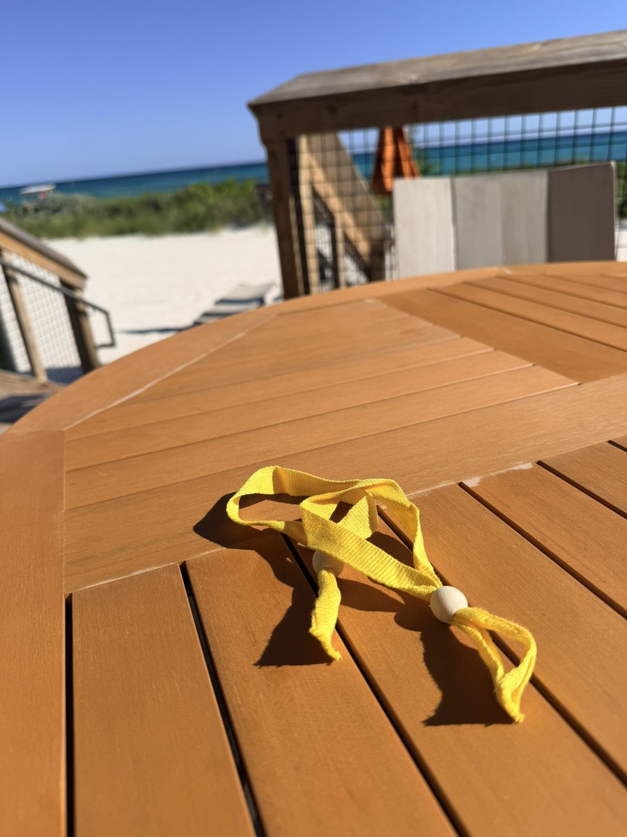 New to me cabana bands at Lookout Cay!