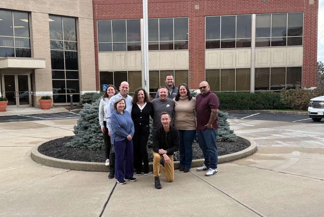 CaringTransFran's tweet image. Congratulations to the newest Caring Transitions owners! 🎉

During Training Week, they had the opportunity to learn our systems, connect with our support team, and prepare to bring meaningful services to seniors and families in their communities.

Welcome to our family!