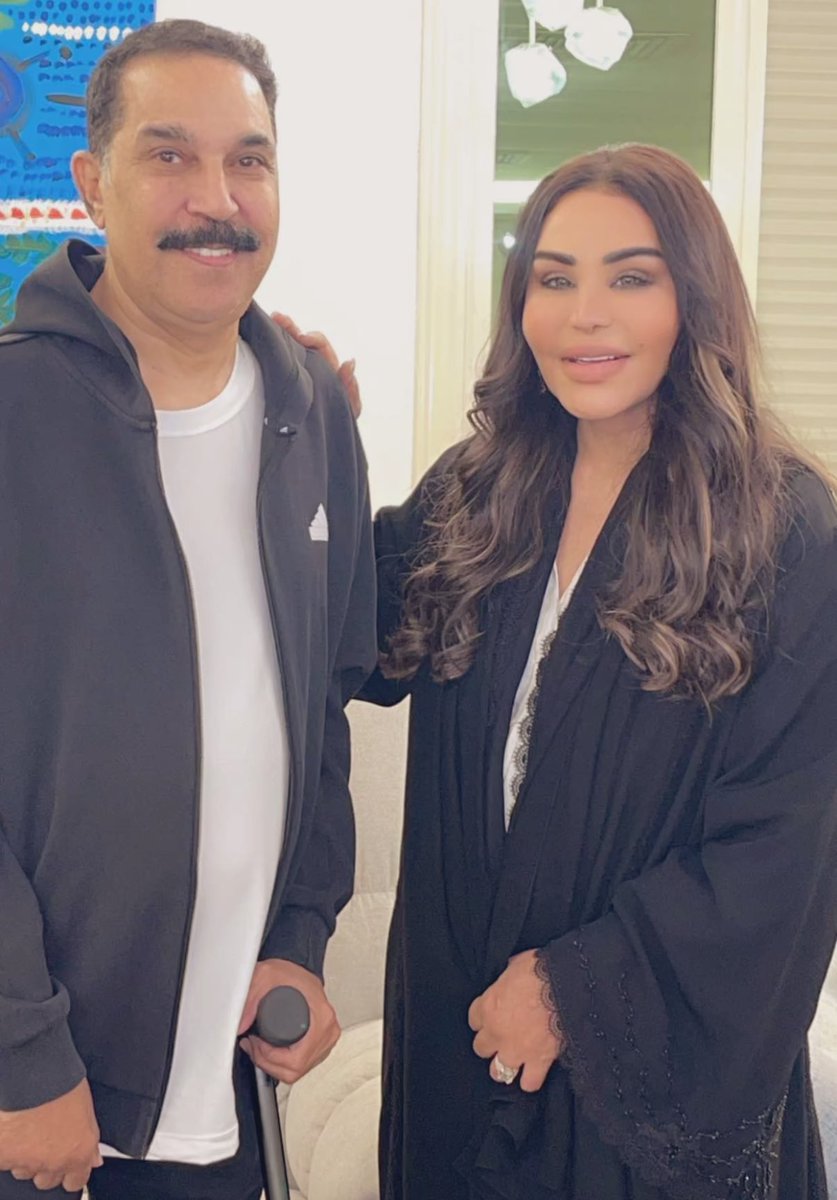 <a href="/AhlamAlShamsi/">A H L A M ~ ♥️ ~ أحلام</a> القلب الكبير