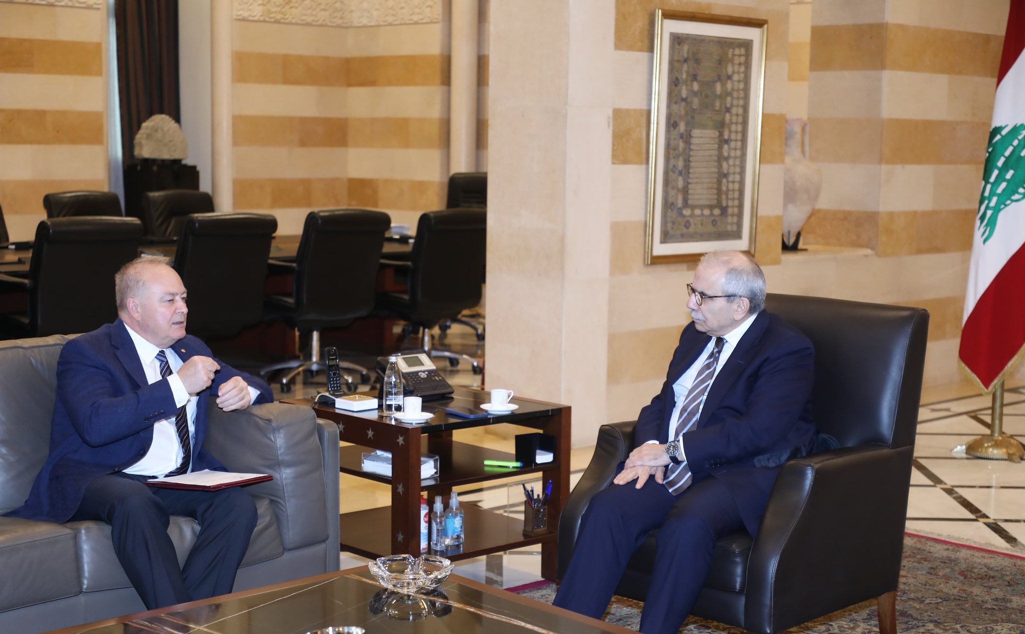 سلام والسفير الروسي. (رئاسة الوزراء)