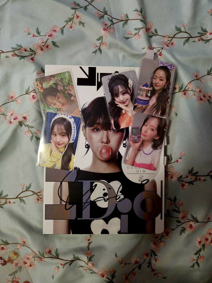 TROCO / COMPRO

compro OURII+ e faço troca, pago a diferença

TENHO: wonyoungs, chuu garrinha, sakura gameboy e i did autografado 

FEEDBACKS: <a href="/CHUUCAPT0R/">anna ( ˘ ³˘)♡</a>