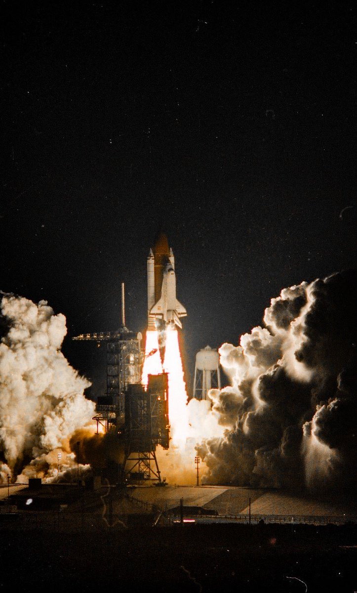 bcpix's tweet image. On this night in 1989, Space Shuttle Discovery tore into the darkness from KSC, igniting STS-33 and a new chapter in shuttle history. 🚀✨
From the BCPIX.com space shuttle archive.
#SpaceShuttle #Discovery #STS33 #NASA #SpaceHistory #35mmFilm #KSC #OnThisDay