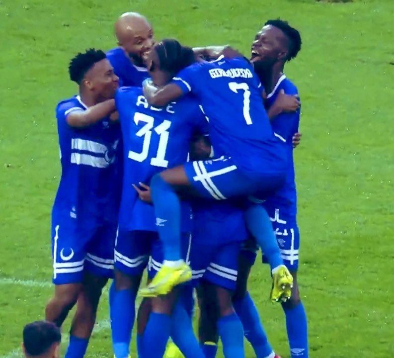 SDNFNT's tweet photo. ألف مبروووك لهلال السودان💙⚪️
فوز مستحق على مولودية الجزائر… أداء رجولي وتشريف للكرة السودانية في المشوار الإفريقي
قدام يا هلال 🇸🇩🔥
#هلال_السودان #دوري_ابطال_افريقيا https://t.co/ulL62WrXgo