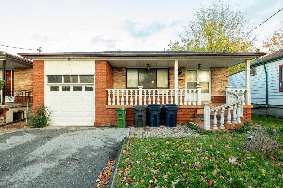 Sold Over Asking!! 767 Midland Ave 

#CochraneCountry #Scarborough #Toronto