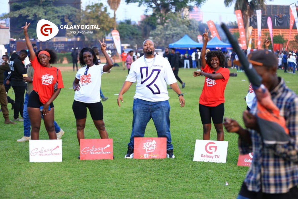 GalaxyTVUg's tweet image. Bakonkonyi fully repping at #KingSahaLiveInConcert! 

For The Love Of Ugandan Music.

 #ZzinaLifestyle