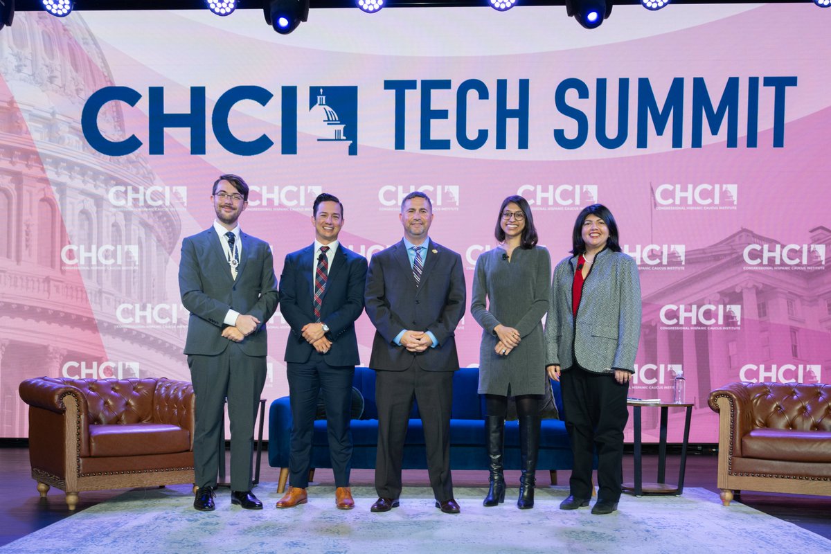 RepDarrenSoto's tweet image. I attended the @CHCI #TechSummit, where we discussed rising demand from AI &amp;amp; data centers, and pushing back against Trump’s attack on clean energy to lower energy costs &amp;amp; protect our environment.

Hispanics are nearly 18% of the energy workforce &amp;amp; integral to long-term progress.
