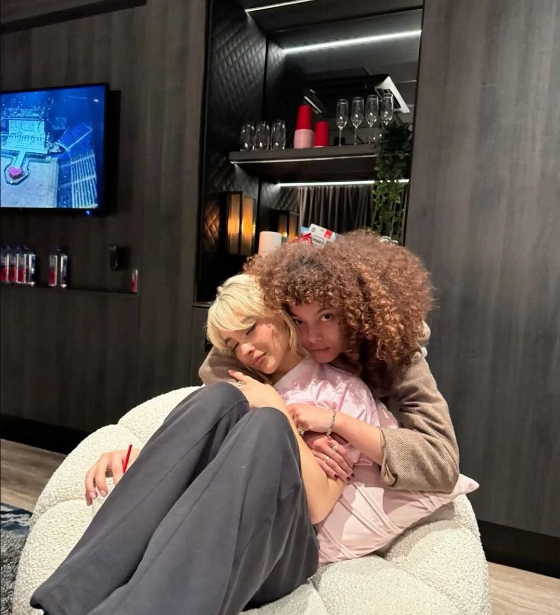 hiddlswift's tweet image. yuri haydove