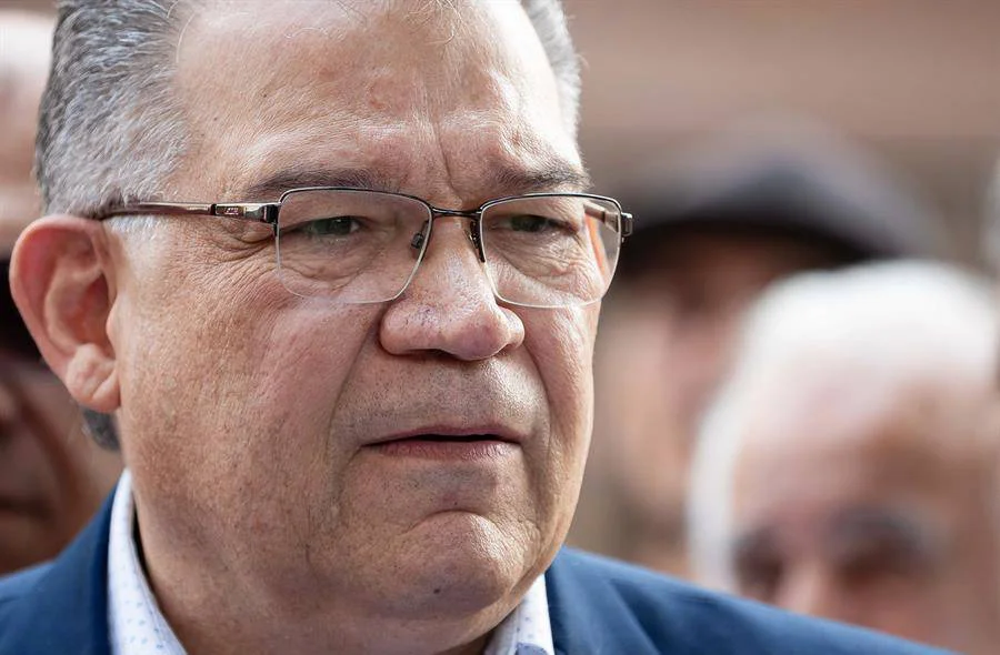 ReporteYa's tweet image. #20Nov #PresosPolíticos 
La CIDH otorga medidas cautelares a Enrique Márquez y otros tres ciudadanos, ante riesgo de daño irreparable a su vida, integridad y salud. La comisión exige al Estado venezolano garantizar comunicación con familiares y atención médica, e informar sobre