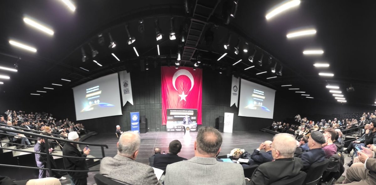 Gaziantepte Biyokimyacılardan Tıpçılara onlarca akademisyenin katıldığı "Yaratılış Kongresi"nde biz de "Kur'an-ı Kerim ve Evrim" başlığıyla bir konuşma yaptık.Tebliğleriyle Kur'an'ın muciz insanın aciz olduğunu resmeden hocalarımızdan ve tertip heyetinden Allah Teala razı olsun!