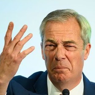 LLpolity's tweet image. ‘Farage collapsed the economy with #Brexit, and faced no consequences’ – Stephen Flynn