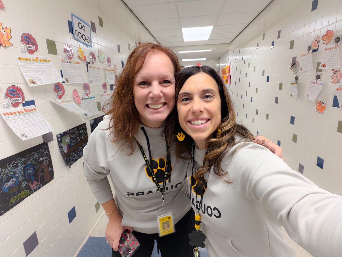 Mlhildreth22's tweet image. Nothing better than starting a November Friday with music, smiles, dancing, and lots of laughs! Love seeing that Cougar Pride shine bright to kick off the day!🐾💛 #WEareHFL