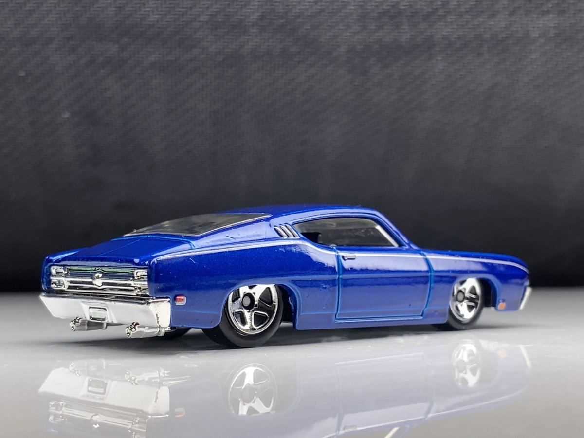 モーモー39 タンジェント ネオマティック 39 シルバーカット – NOMOS Glashütte