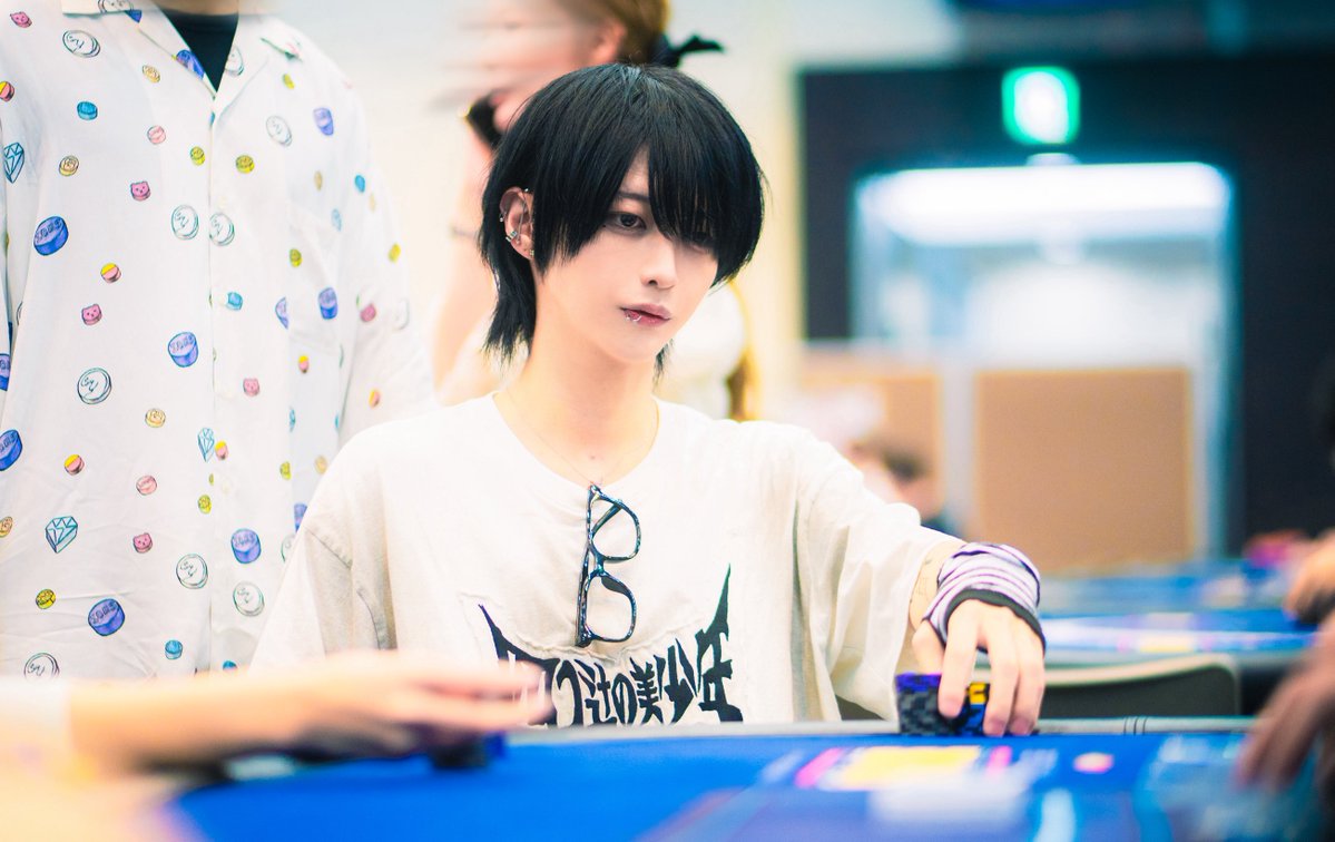 u_noxiii's tweet image. 🂱🂢🃓🃄
#SPADIE