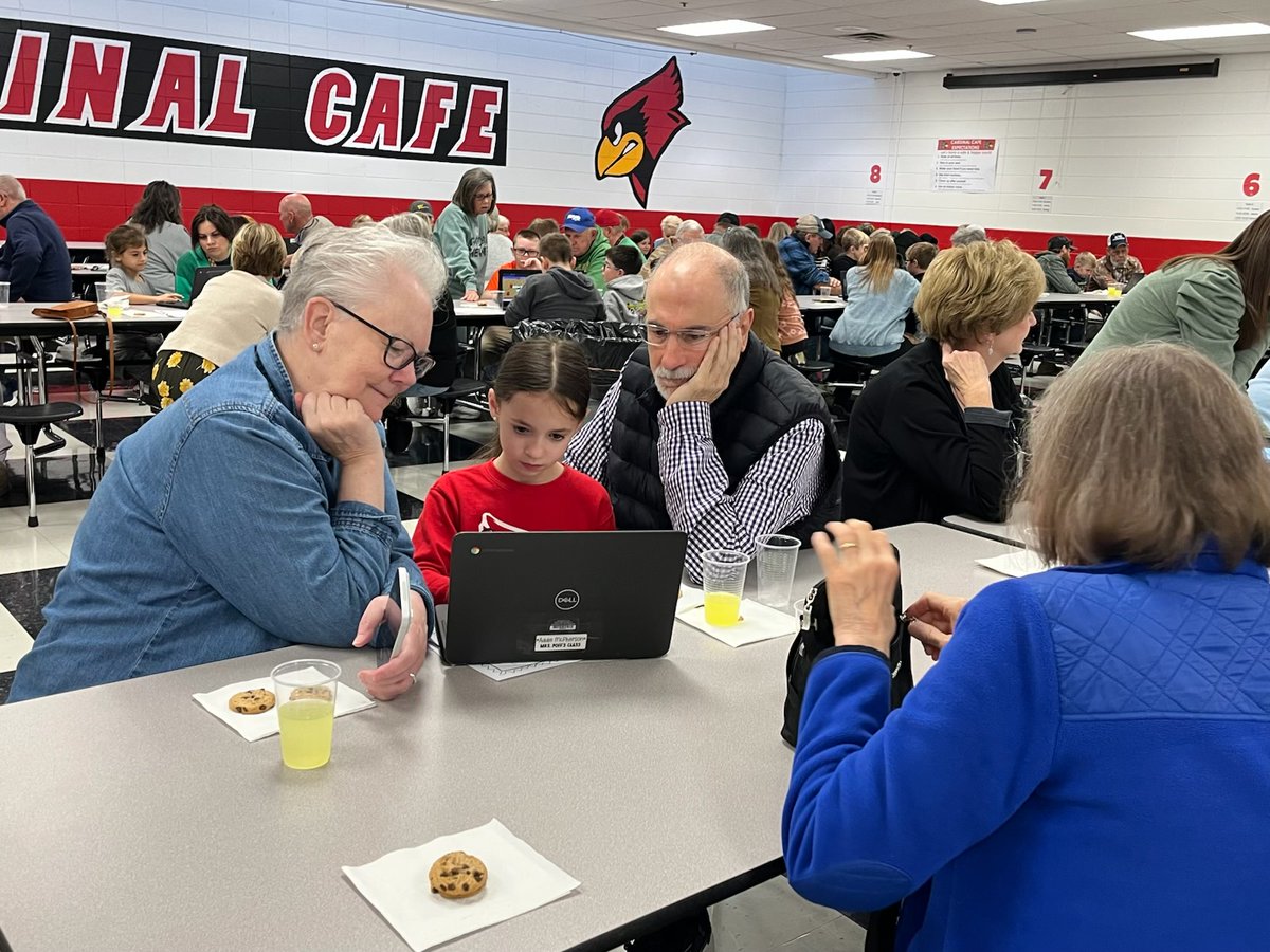TC_Schools_KY's tweet image. Our third grade classes at Taylor County Intermediate School celebrated grandparents this week with refreshments, games, and smiles! 😀❤️🖤

Thank you to our homeroom teachers and the TCIS FRC for helping with this memorable event!

#tcpride #tccares #TCFRC #tcis