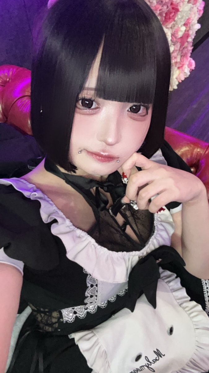 💕22:00〜💕
ログツイ忘れてたごめん。おる！さむいがー！
#美男美女さんと繋がりたい #美男美女さんとつながりたい #自撮り界隈  #コンカフェ嬢 #コンカフェ営業ください  #コンカフェ大阪 #コンカフェ営業ください #宗右衛門町コンカフェ #コンカフェ