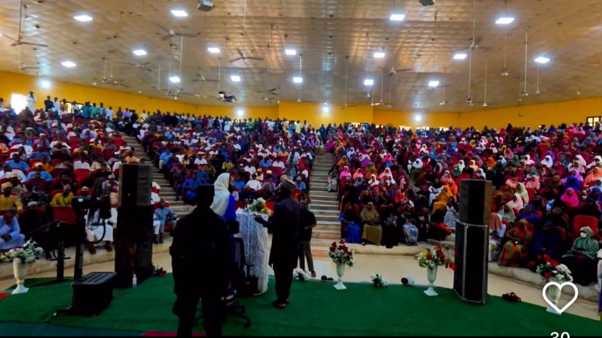 AbuTaymiyyahMJ's tweet photo. Abuja university 💚 - The people of Nigeria 🇳🇬 have been wonderful to us. https://t.co/o9wkm0TYVA