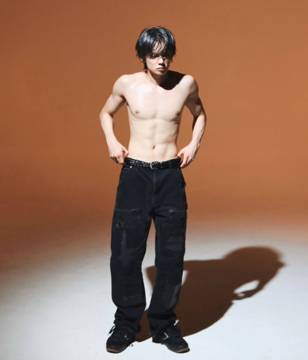 AboutMusicYT's tweet image. TXT&apos;s Yeonjun is hot in the middle of the Winter in new photos.