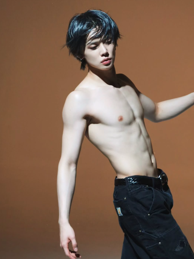 AboutMusicYT's tweet image. TXT&apos;s Yeonjun is hot in the middle of the Winter in new photos.