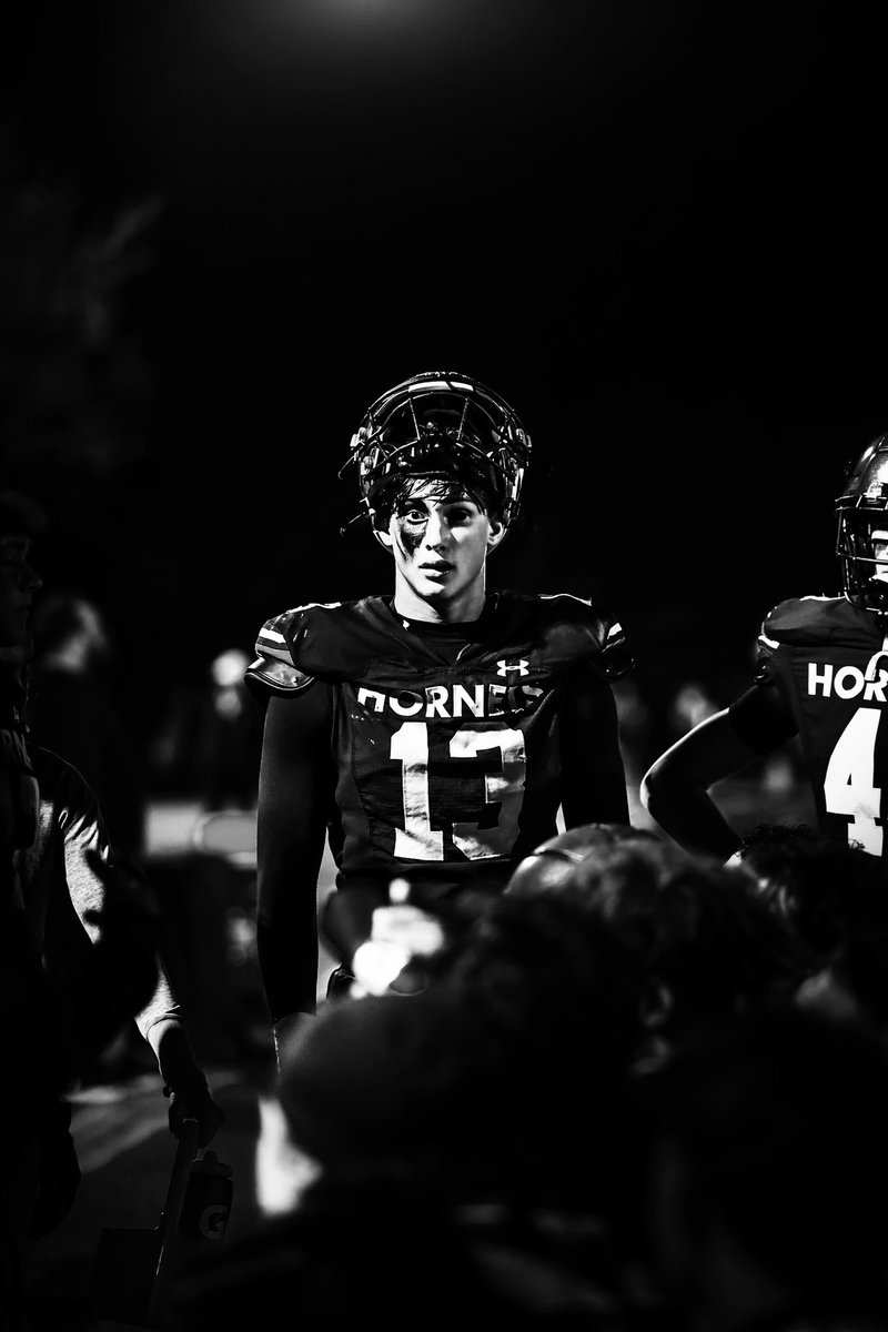 ROUND 2 TONIGHT @7 VS EASTSIDE. LETS GOOOOOO <a href="/trenchmenAC/">Aaron Tank Jones</a> <a href="/Coach_Nunez/">Kyle Nunez</a> <a href="/HornetFB_1MOORE/">BMC Football</a>