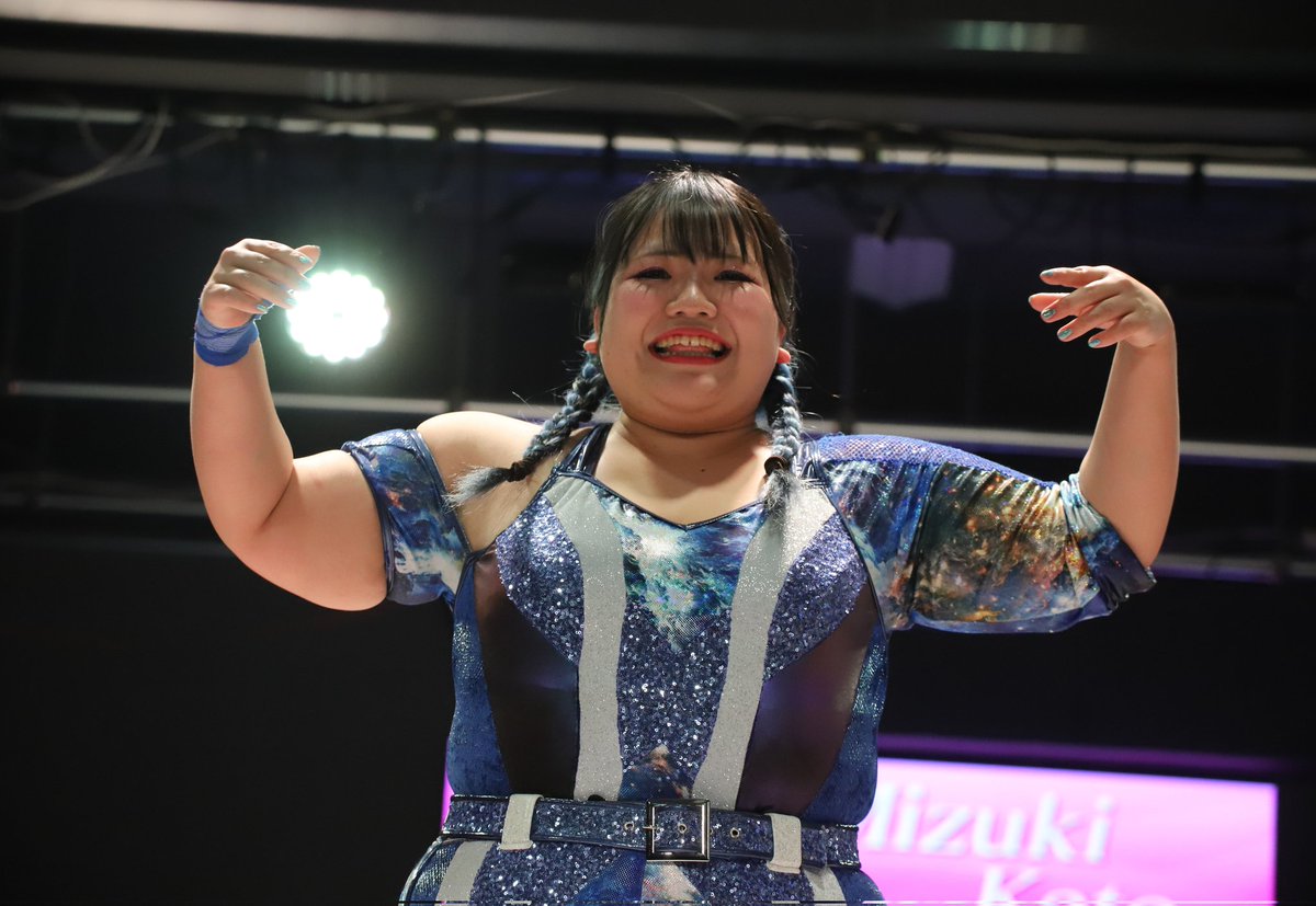 mangetu1020yt's tweet image. 11月21日フューチャーサイト・アミスタ大会にて撮影

南1列6番

香藤満月選手入場＆デビーカイテル選手との力比べ

#香藤満月　
#デビーカイテル　　
#ディアナ
#フューチャーサイト