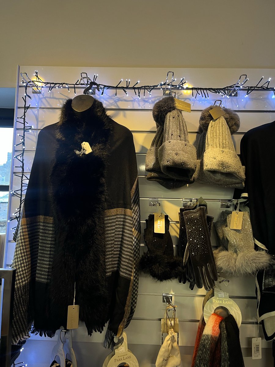 DurhamDalesCent's tweet image. Lots of new stock here in the Giftshop! 😍

All these sparkles are perfect for this festive season😍✨🎁🛍️ 

#giftshop #newstock #sparkles #christmas #festive