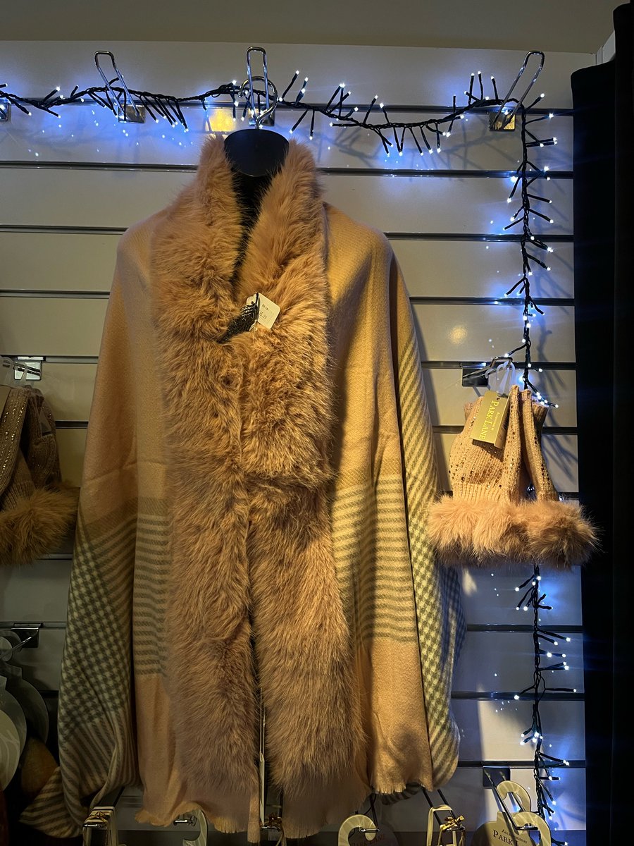 DurhamDalesCent's tweet image. Lots of new stock here in the Giftshop! 😍

All these sparkles are perfect for this festive season😍✨🎁🛍️ 

#giftshop #newstock #sparkles #christmas #festive