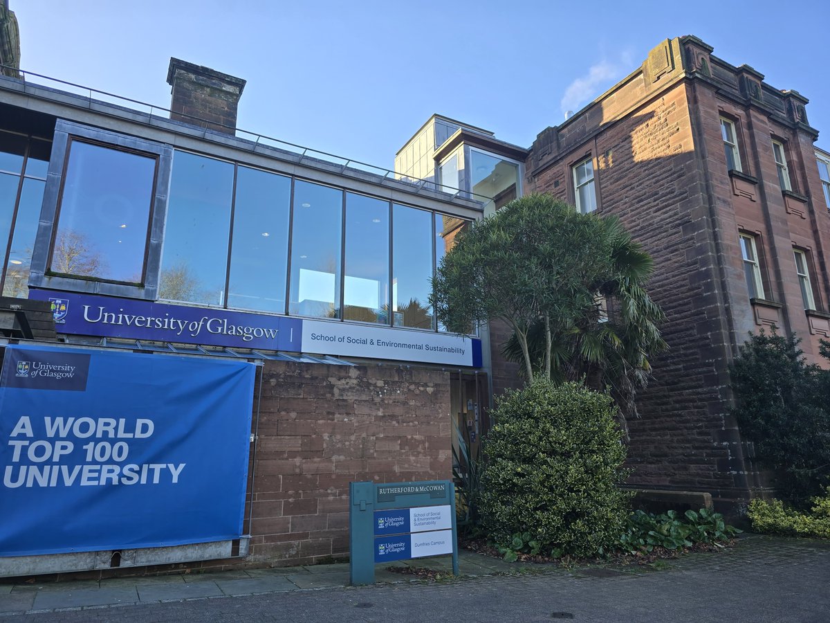 Stemovators's tweet image. A busy week for Stemovators!

We joined #ScotsmanGreenSkills25, speaking on a panel about the next generation of skills and how STEM can build stronger pathways into engineering. We also ran a joint session at UofG Dumfries for primary education students. 
stemovators.scot