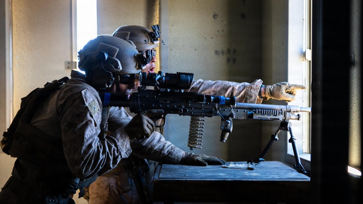 U.S. Marines tweet media